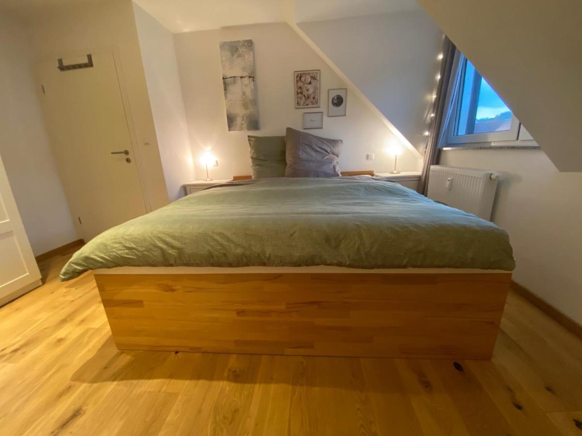 Modernes Penthouse, Nahe Wuerzburg Apartment Exterior foto