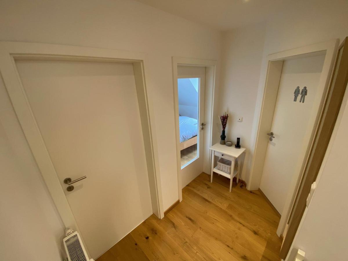 Modernes Penthouse, Nahe Wuerzburg Apartment Exterior foto