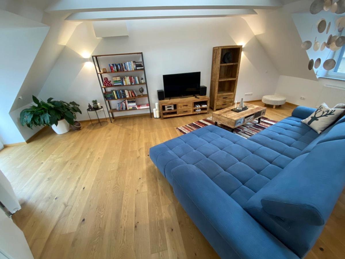 Modernes Penthouse, Nahe Wuerzburg Apartment Exterior foto